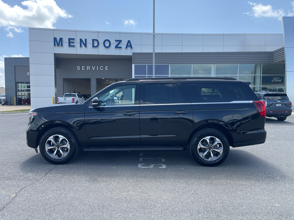 2027 Ford Expedition MAX Active Wagon .