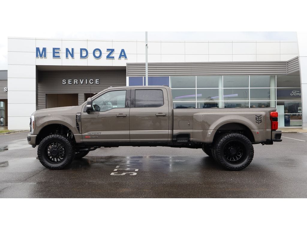 2026 Ford F-350 King Ranch 4x4 Crew Cab 8' Box DRW's photo