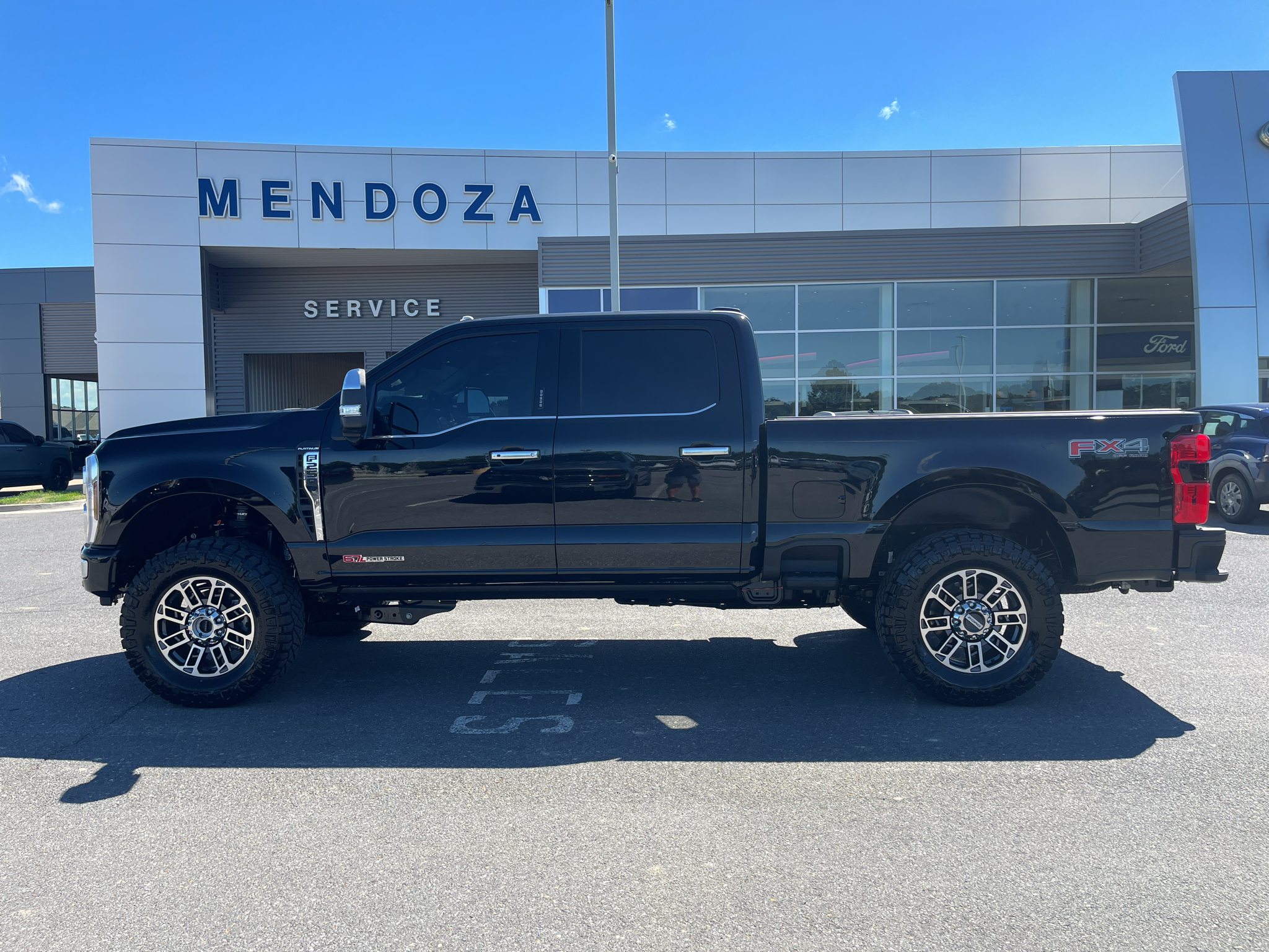 New 2027 Ford F-250 Platinum Crew Cab
