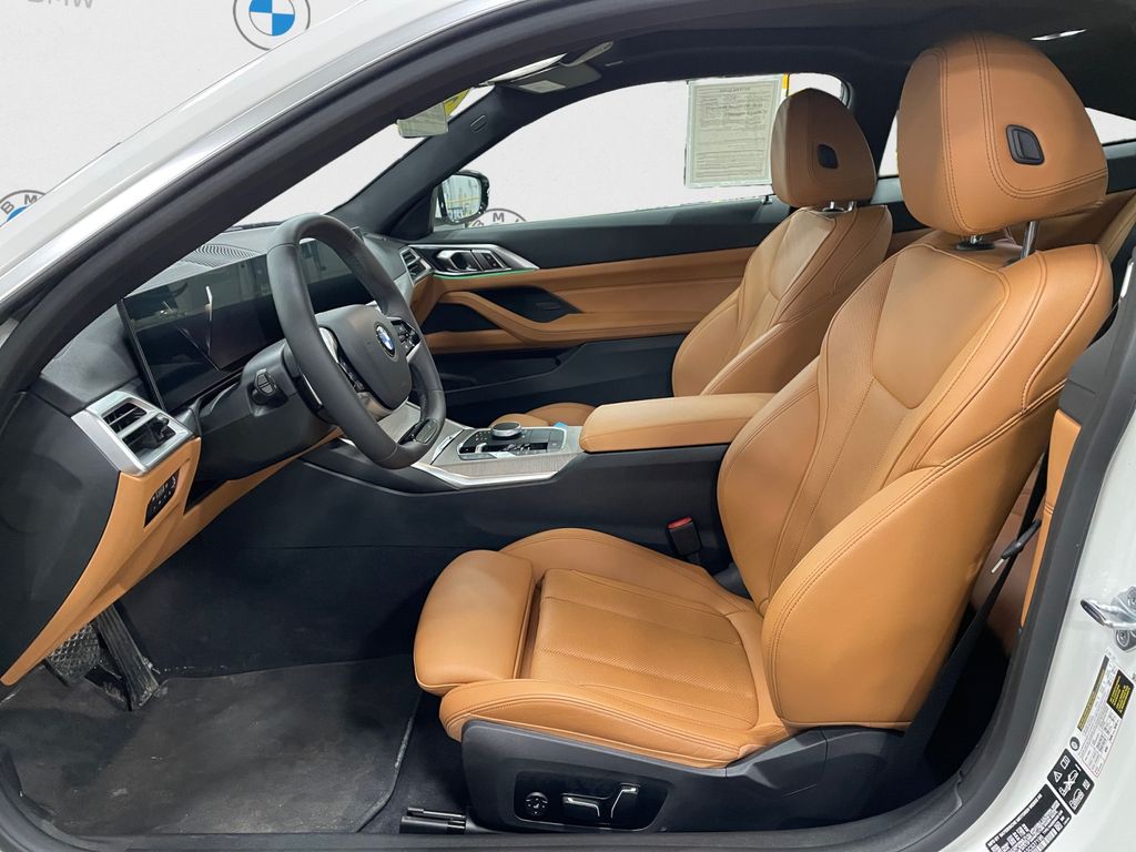 2025 BMW 4 Series 430i - Photo 9