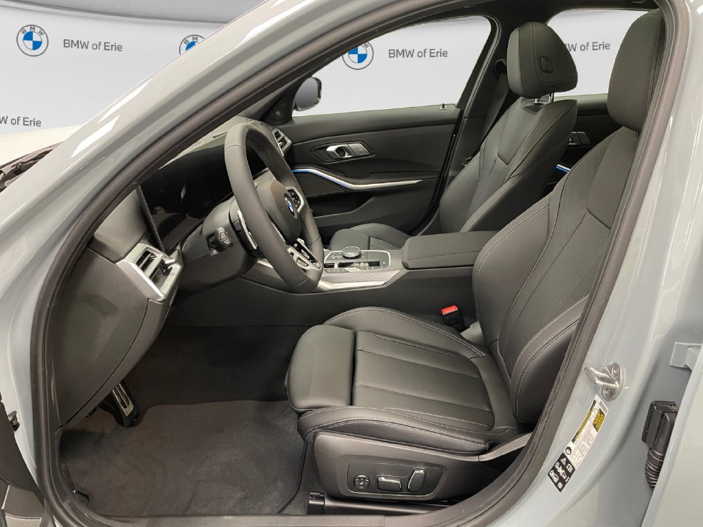 2026 BMW 3 Series photo 7 of 13
