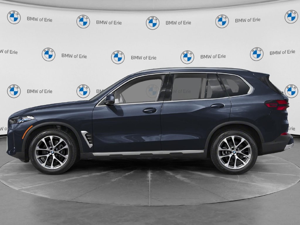 2026 BMW X5 photo 3 of 11