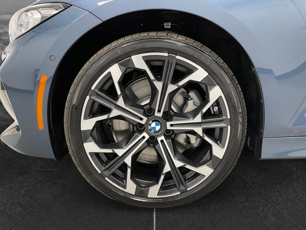 2026 BMW 3 Series 330i xDrive - 11