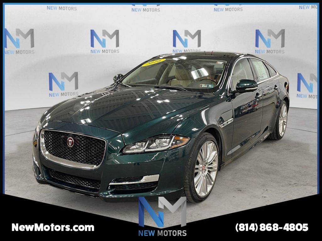 2016 Jaguar XJ XJ R-Sport AWD's photo