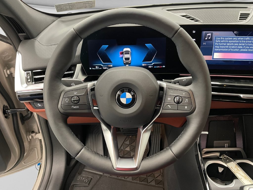 2027 BMW X2 photo 11 of 14