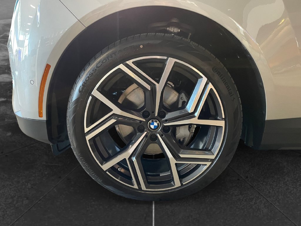2027 BMW X5 photo 12 of 13
