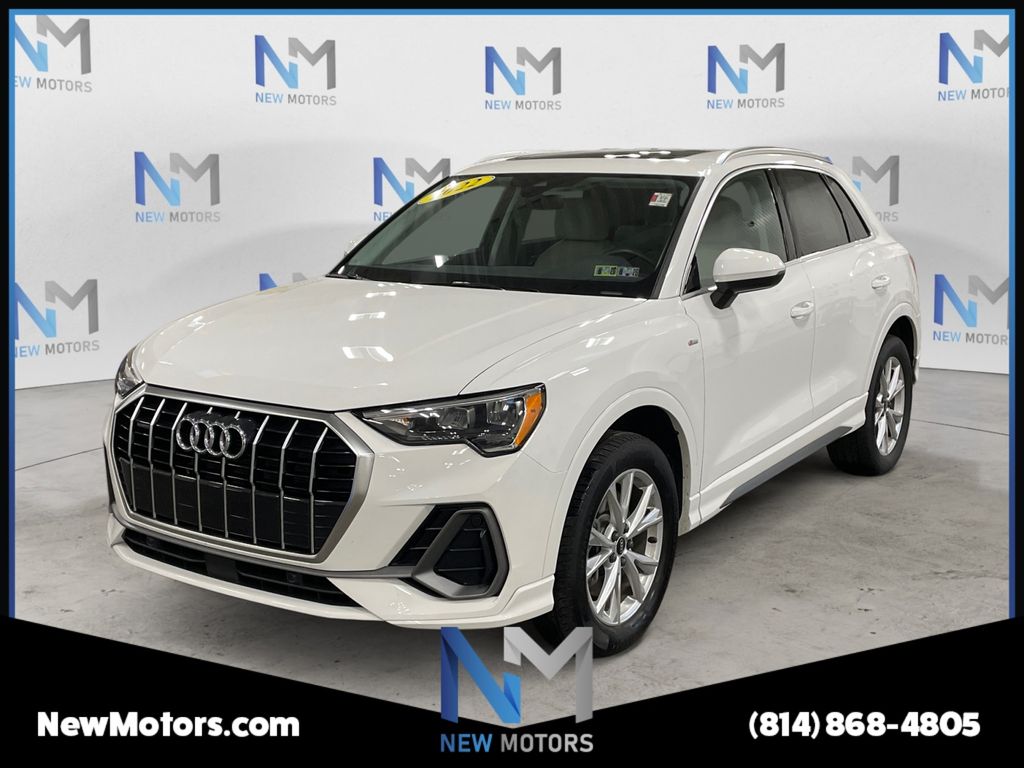 2022 Audi Q3 45 TFSI S Line Premium quattro's photo