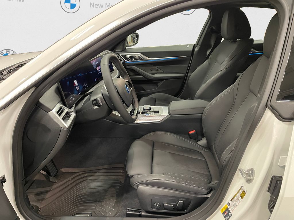 2026 BMW i4 xDrive40 - 9