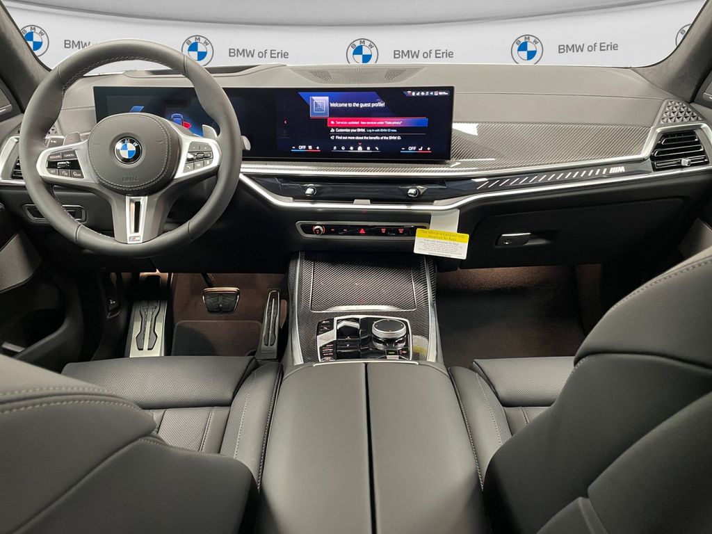 2027 BMW X7 M60i Black Sapphire Metallic at New Motors