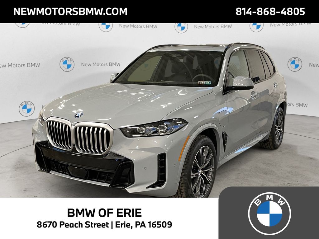 2026 BMW X5 xDrive50e's photo
