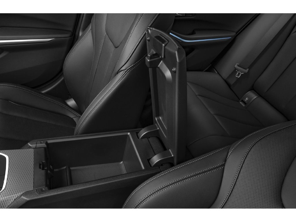 2026 BMW 3 Series photo 9 of 11