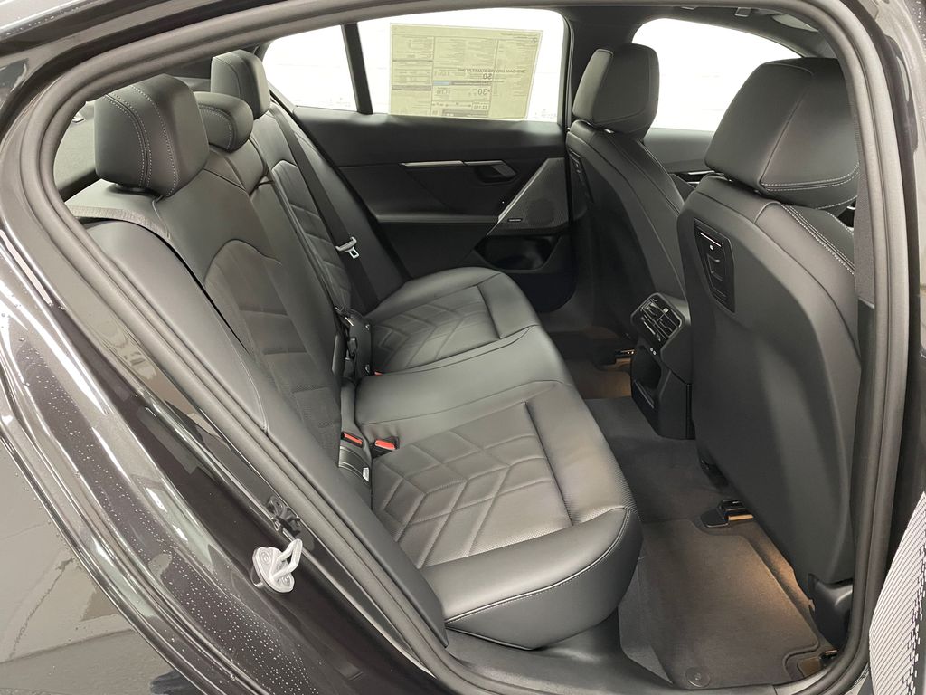 2025 BMW 5 Series 530i - Photo 19