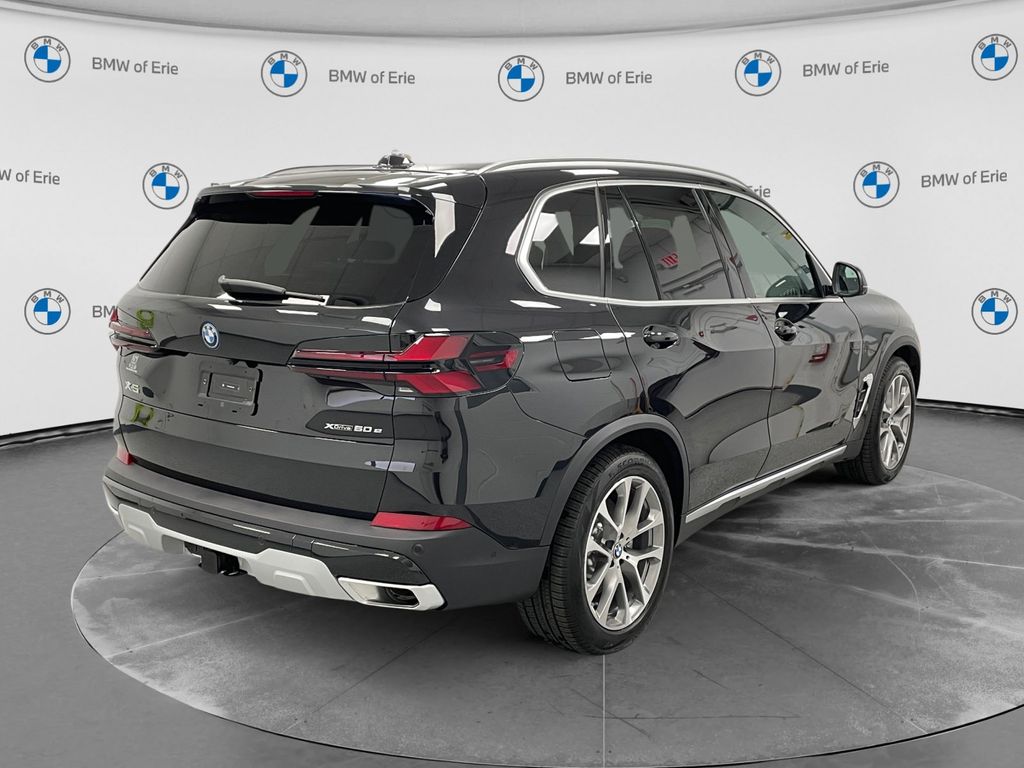2026 BMW X5 xDrive50e Black Sapphire Metallic at New Motors