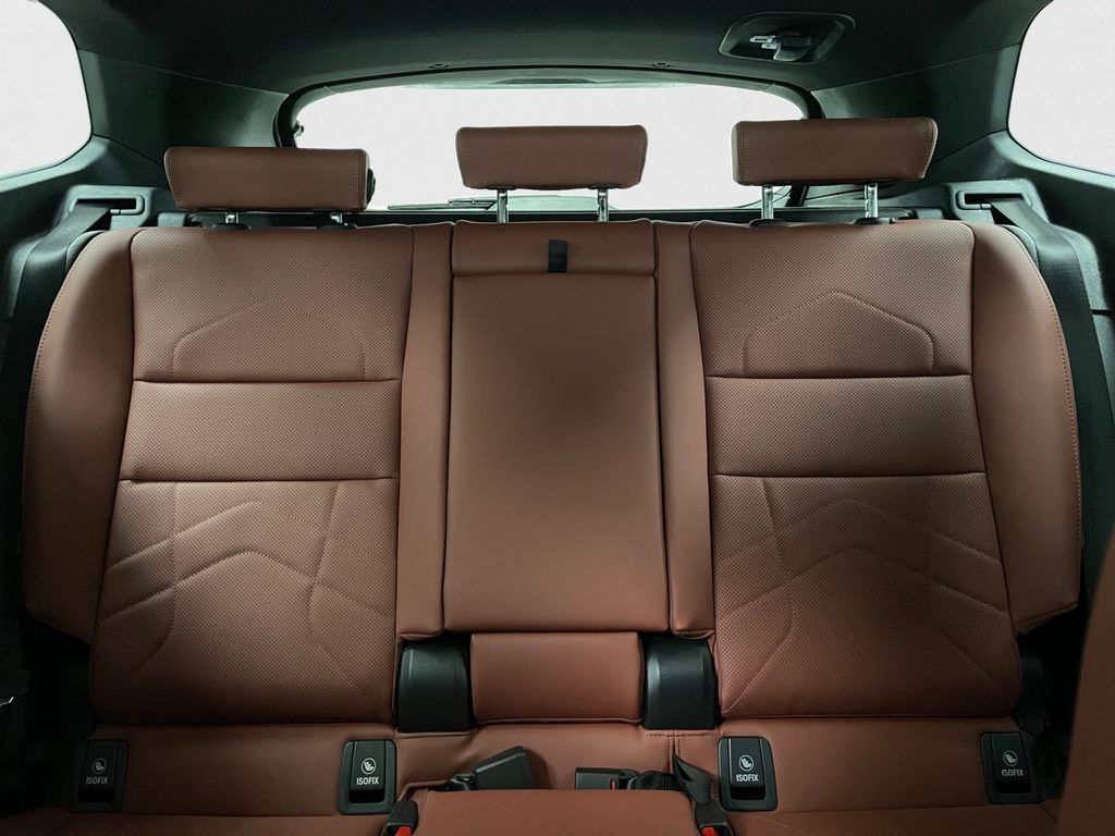 2026 BMW X1 xDrive28i - 10