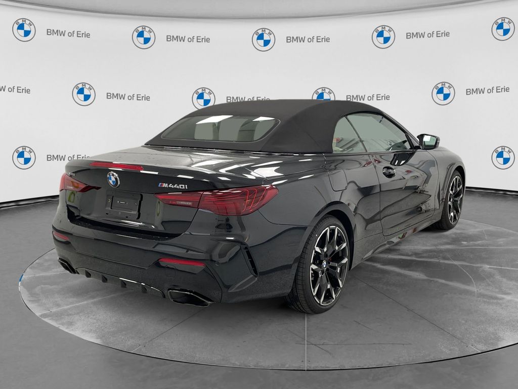 2027 BMW 4 Series M440i xDrive - 3