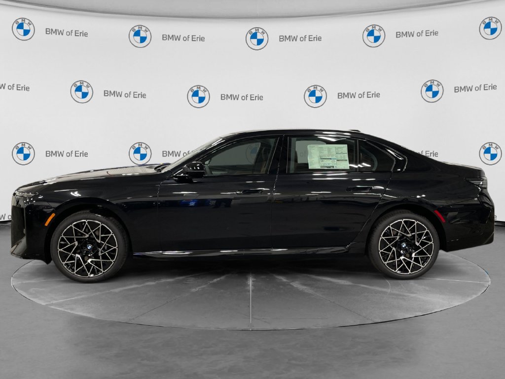2027 BMW 7 Series  Black Sapphire Metallic at Royal Car Center