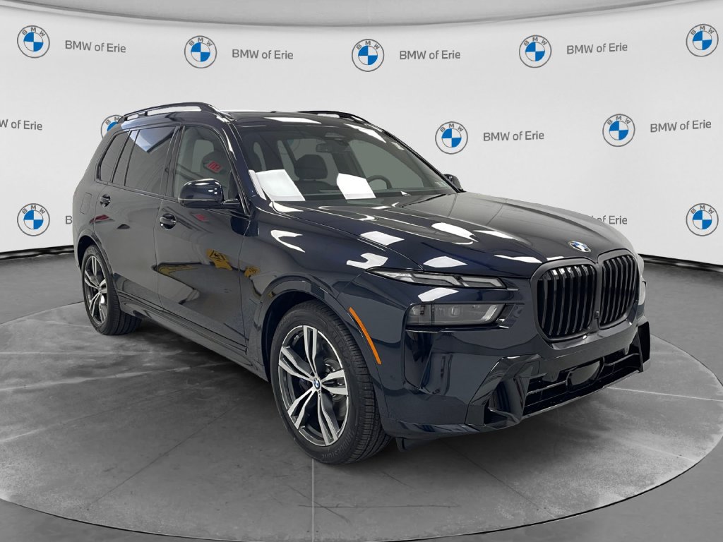 2027 BMW X7 photo 6 of 14