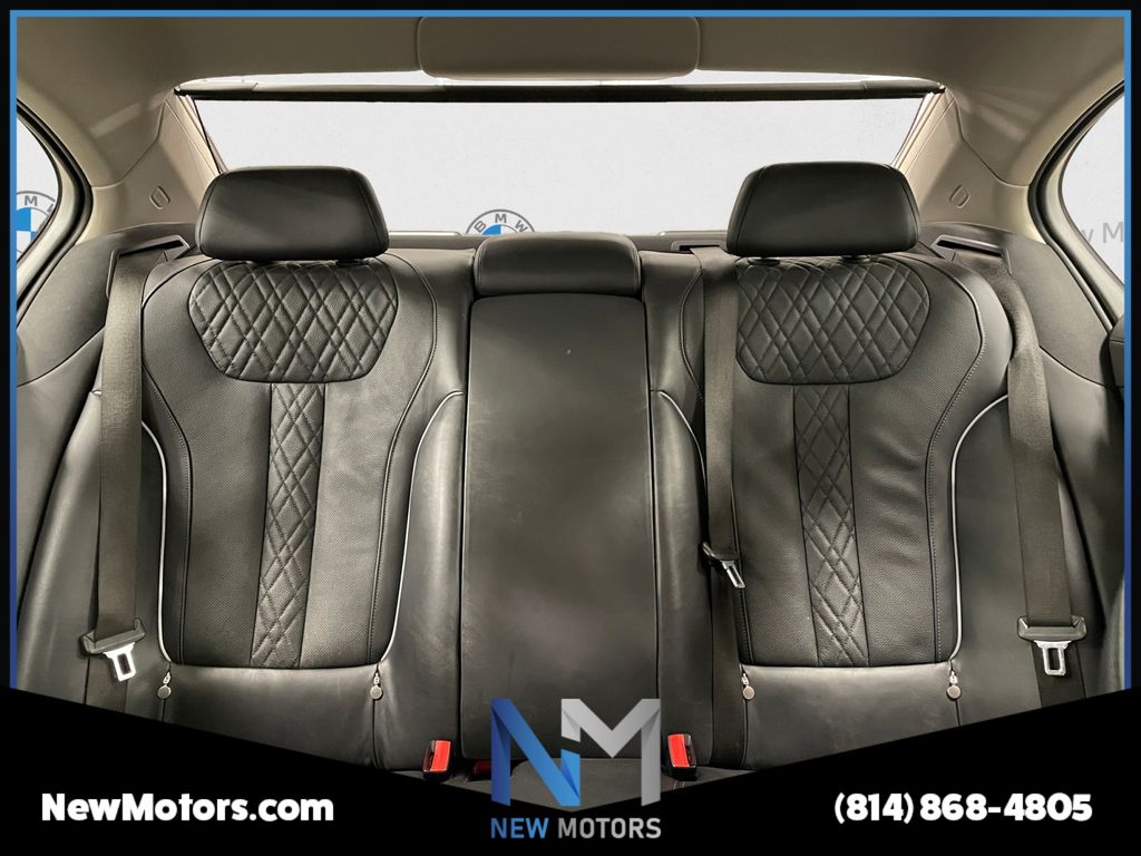 2022 BMW 7 Series 750i - Photo 13