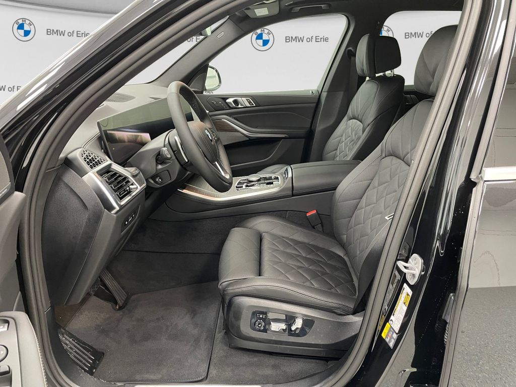 2026 BMW X5 xDrive50e Black Sapphire Metallic at New Motors