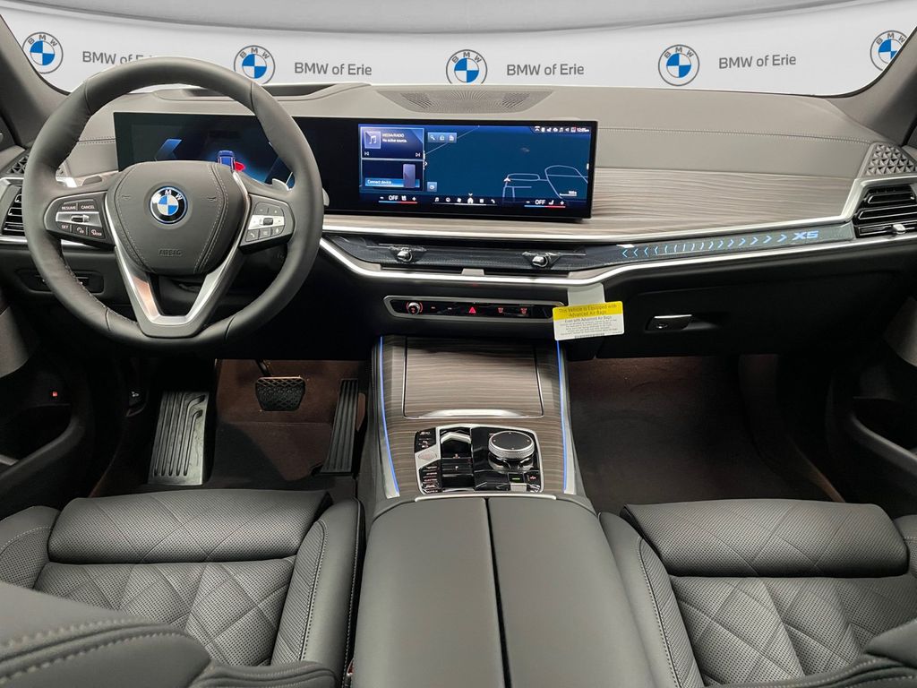 2026 BMW X5 xDrive50e Black Sapphire Metallic at New Motors