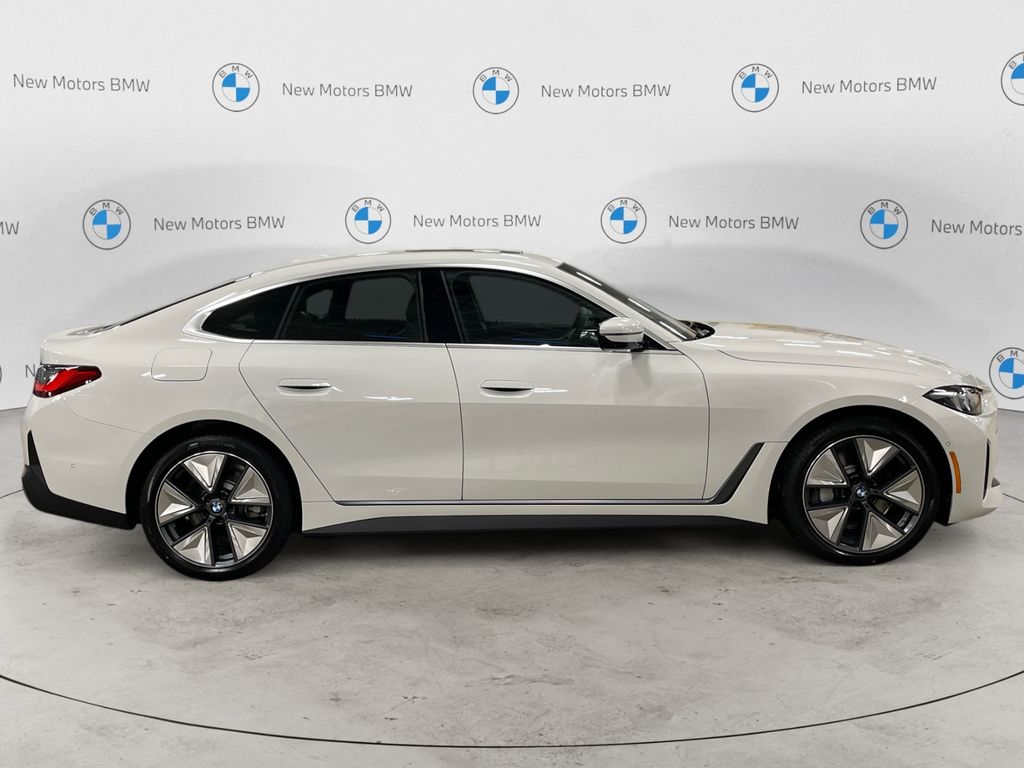 2026 BMW i4 xDrive40 - 6