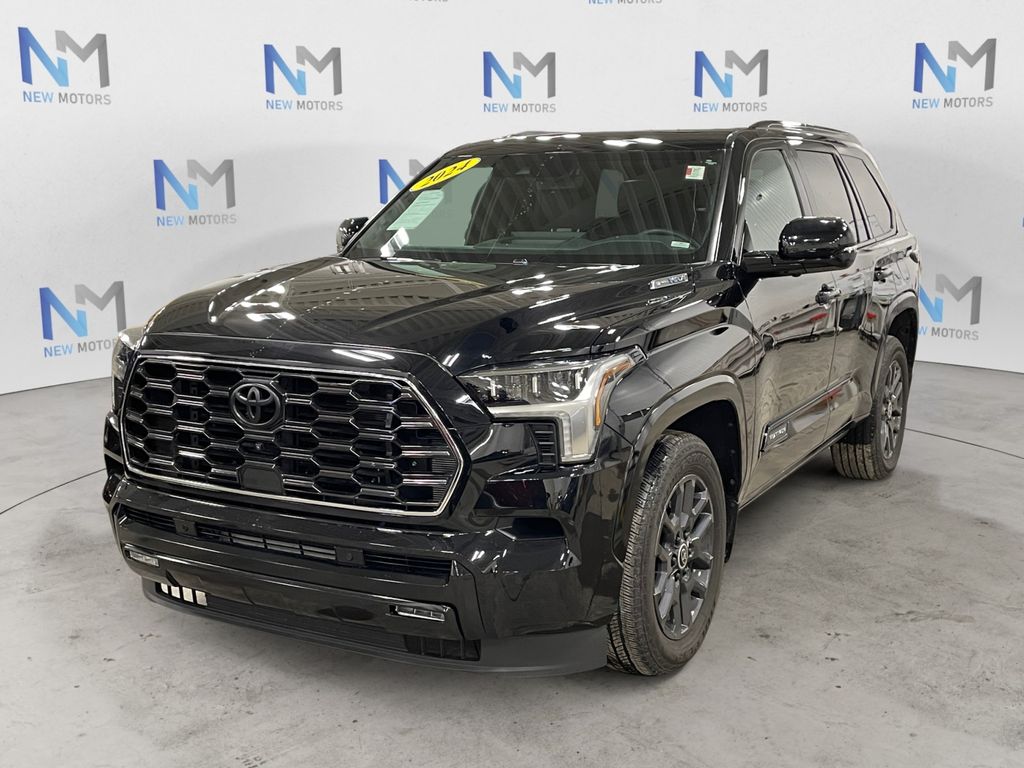 2024 Toyota Sequoia Platinum's photo