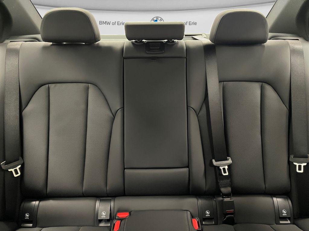 2026 BMW 3 Series 330i xDrive - 10