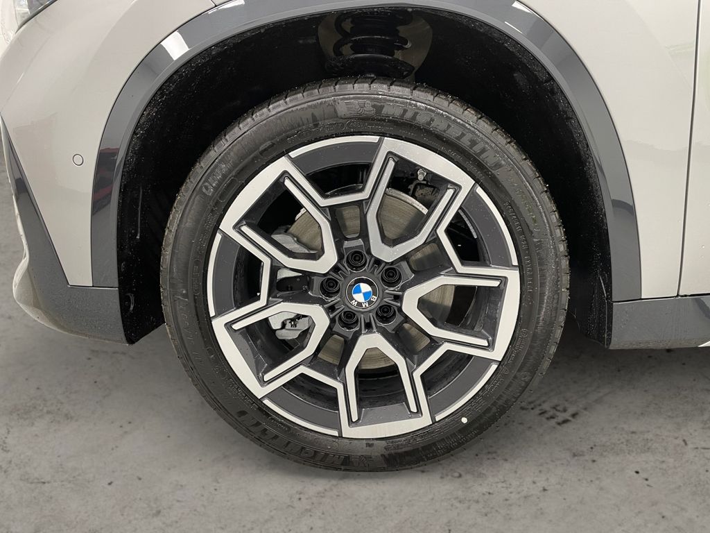 2026 BMW X1 xDrive28i - 11