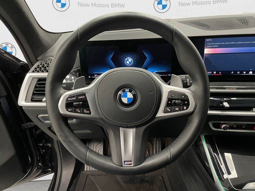 2025 BMW X7 40i - Photo 10