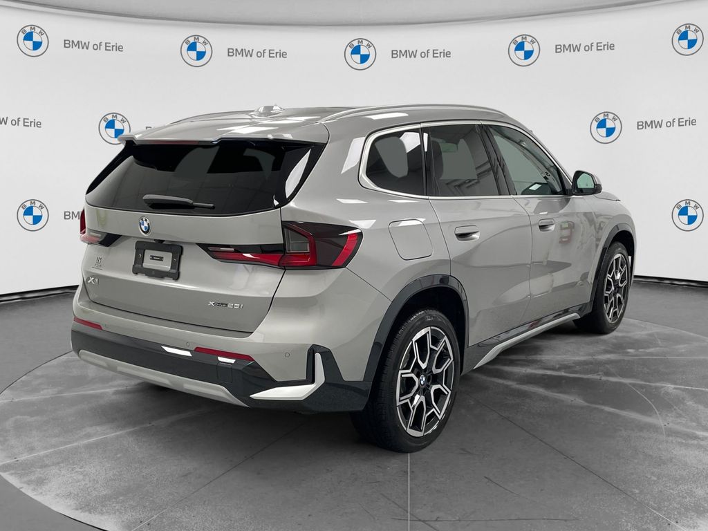 2027 BMW X1 xDrive28i - 3