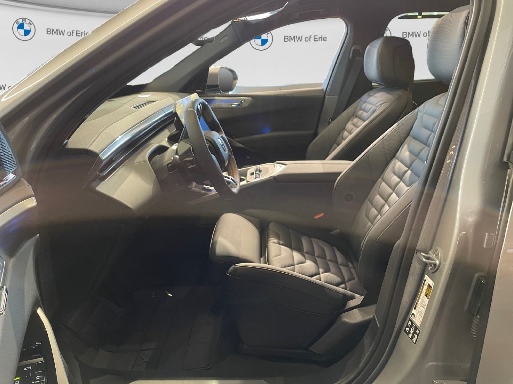 2027 BMW X5 photo 7 of 13