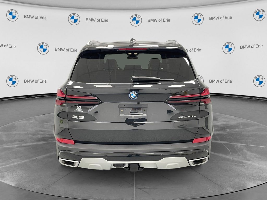2026 BMW X5 xDrive50e Black Sapphire Metallic at New Motors