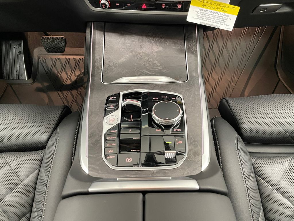 2027 BMW X7 xDrive40i Mineral White Metallic at New Motors