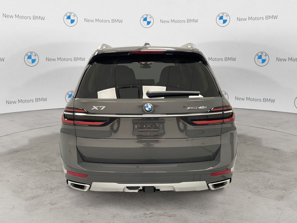 New 2026 BMW X7 xDrive40i SUV