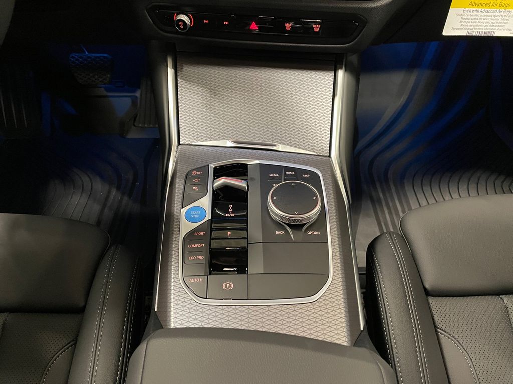 2026 BMW i4 xDrive40 - 11