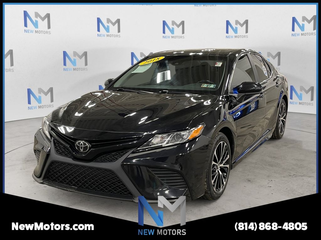 2018 Toyota Camry SE