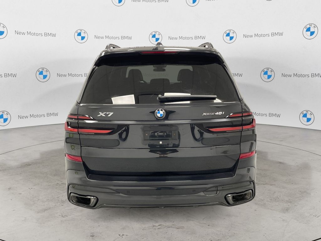 2025 BMW X7 40i - Photo 3