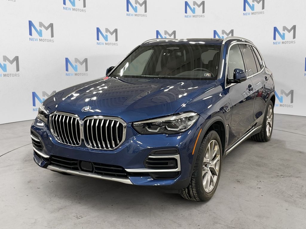 2022 BMW X5 SUV 