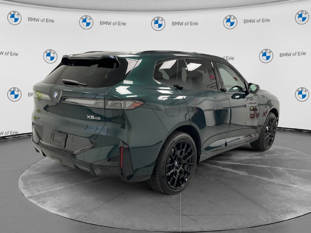 2027 BMW X5 photo 4 of 14