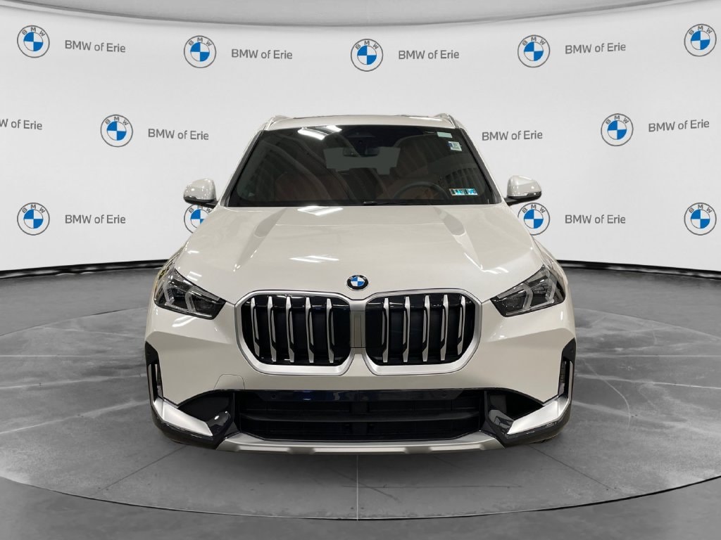2027 BMW X1 photo 9 of 16