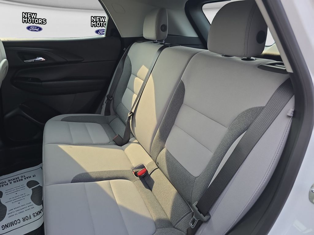 2024 Chevrolet TrailBlazer LS - Photo 12