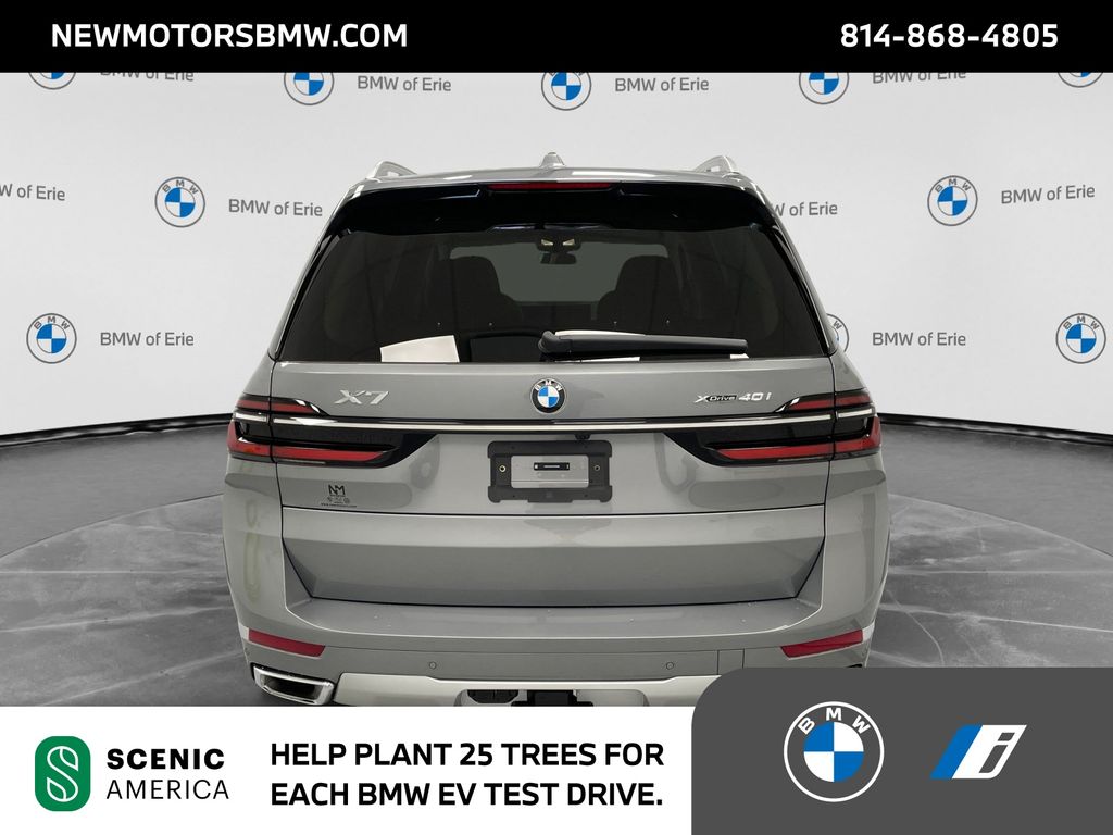 2027 BMW X7 xDrive40i Gray Metallic at New Motors