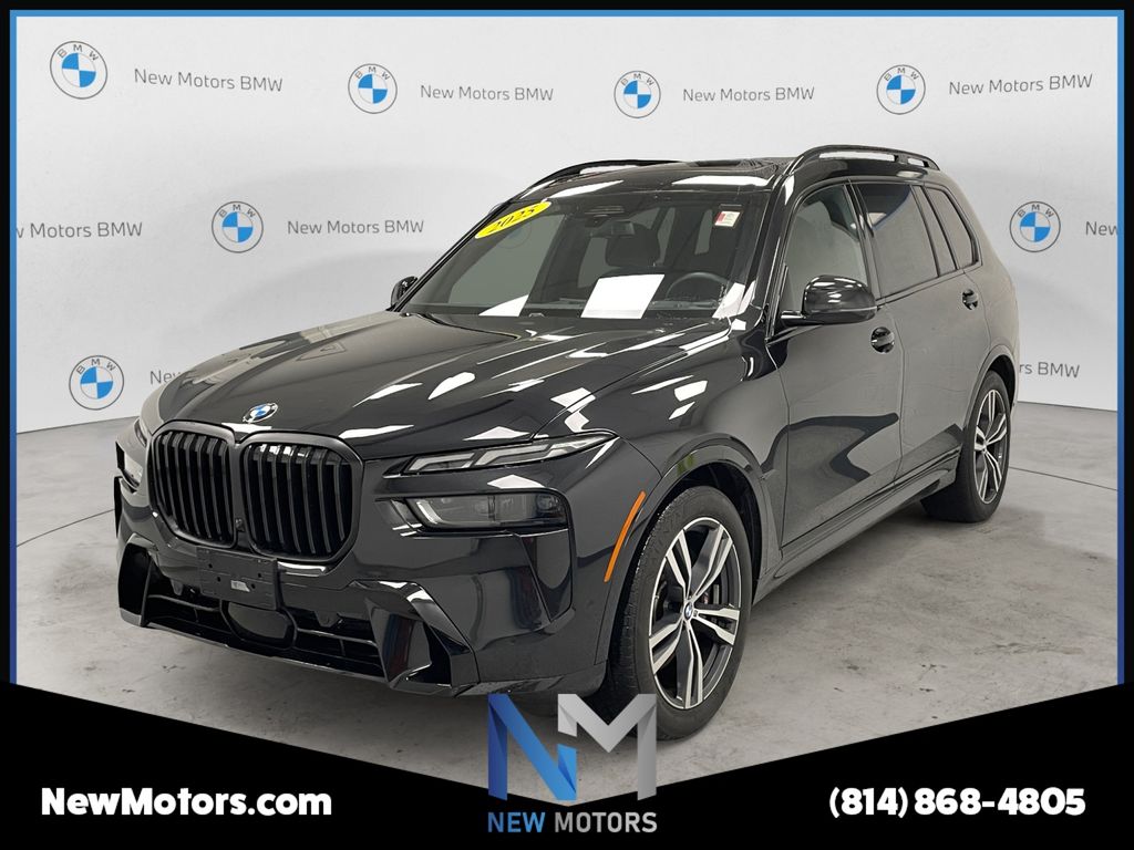 2025 BMW X7 xDrive40i's photo
