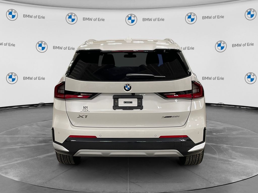 2027 BMW X1 xDrive28i - 3