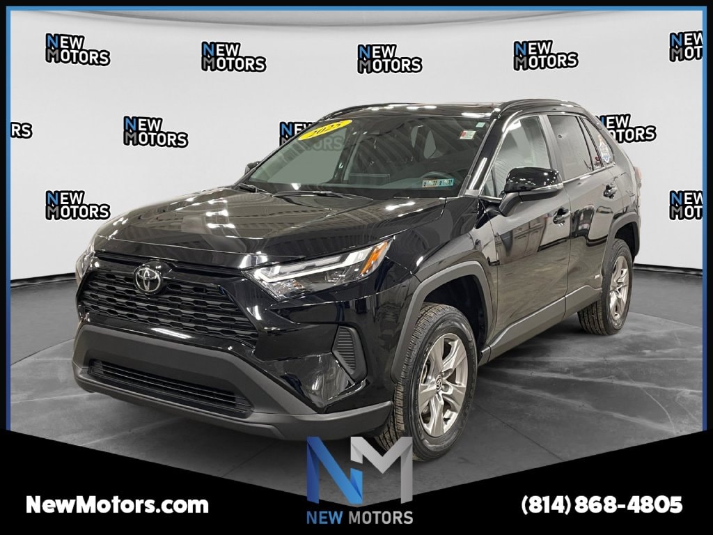 2025 Toyota RAV4 XLE
