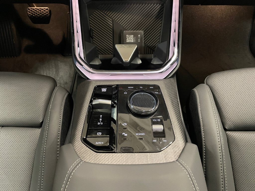 2026 BMW X3 photo 11 of 15
