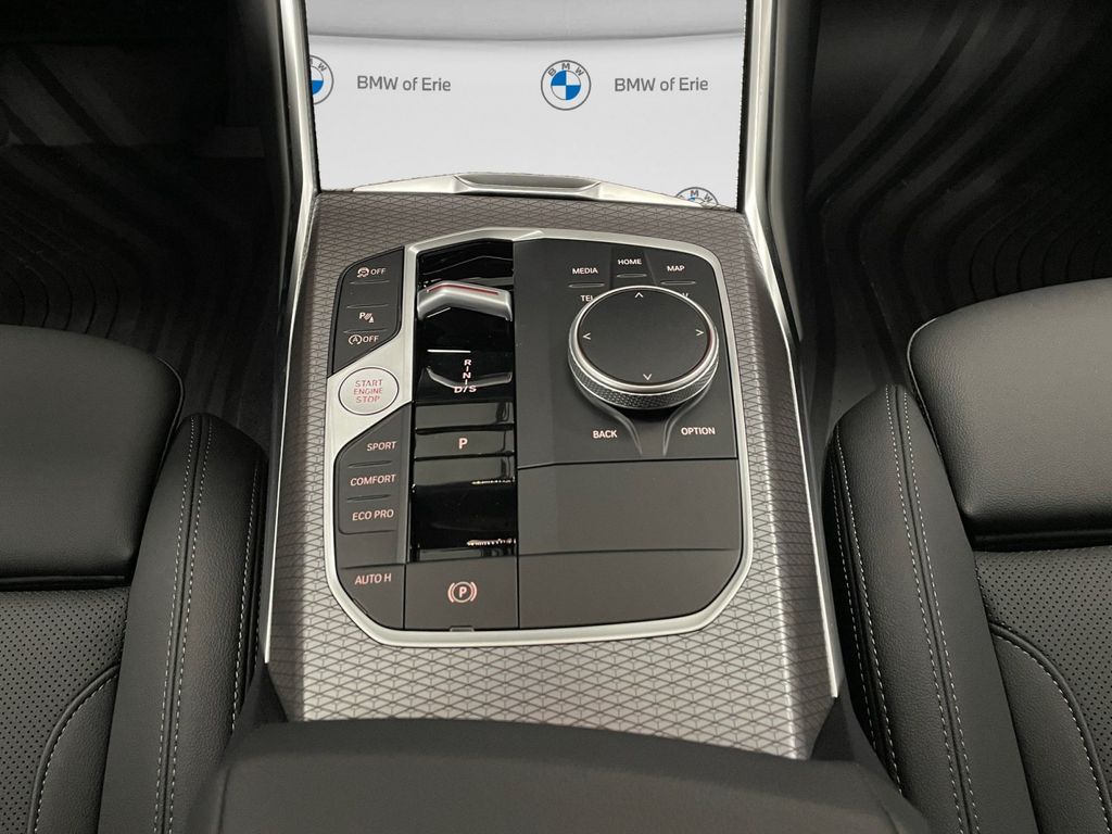 2026 BMW 3 Series 330i xDrive - 8