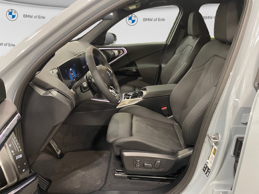 2026 BMW X3 photo 9 of 15