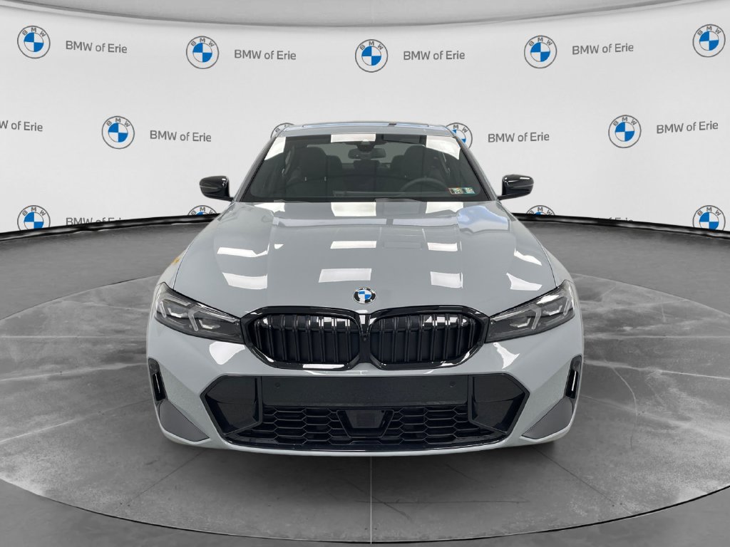 2026 BMW 3 Series photo 6 of 13