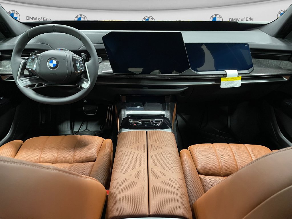 2027 BMW 7 Series  Black Sapphire Metallic at Royal Car Center